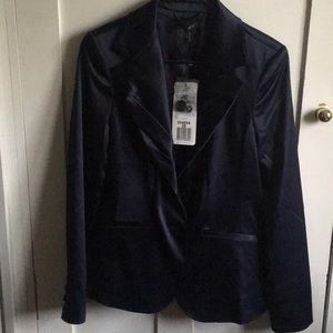 Brand new skirt suit